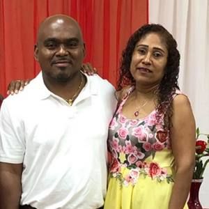 Meet your Posher, Lore